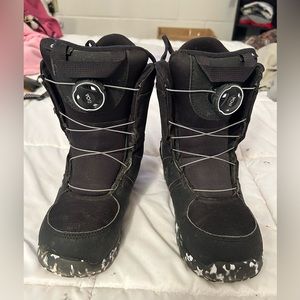 Kids Burton Snowboarding Boots
